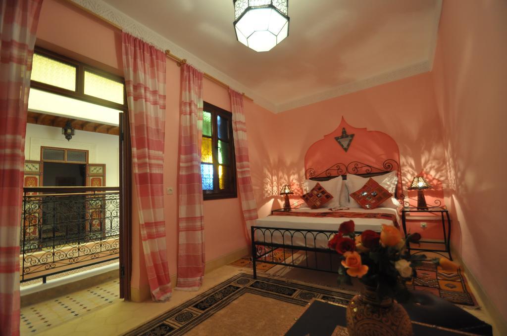 Riad La Famille Marrakesh Exteriör bild